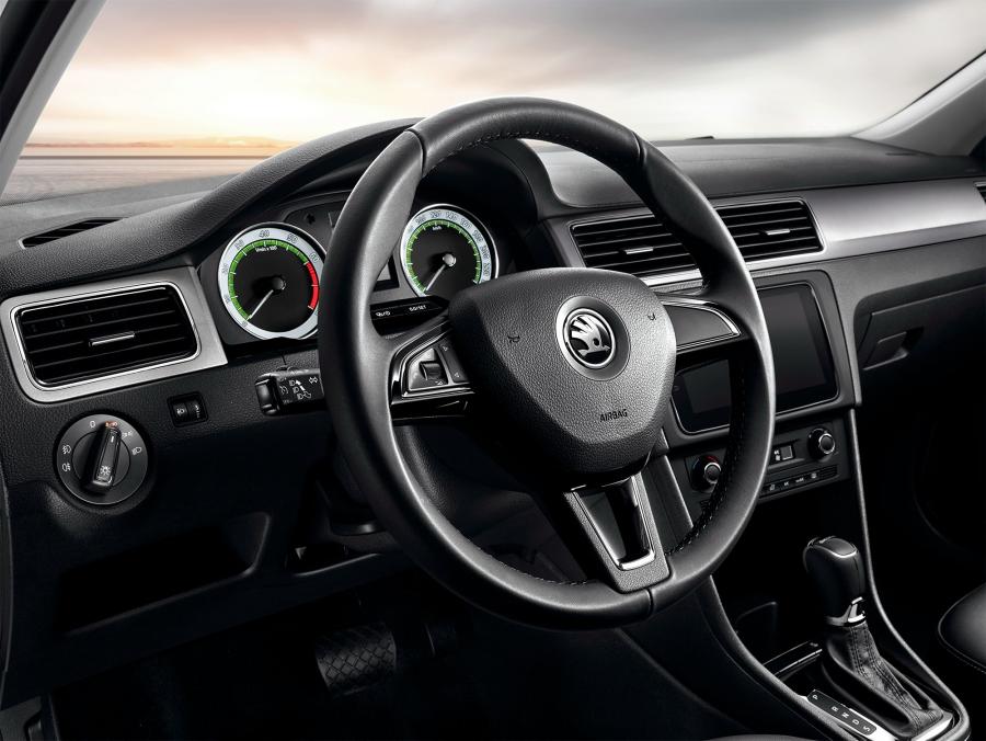 Панель приборов Skoda Rapid 2017 года  (CN) (фото 6 из 8)